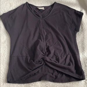 Universal thread tee shirt